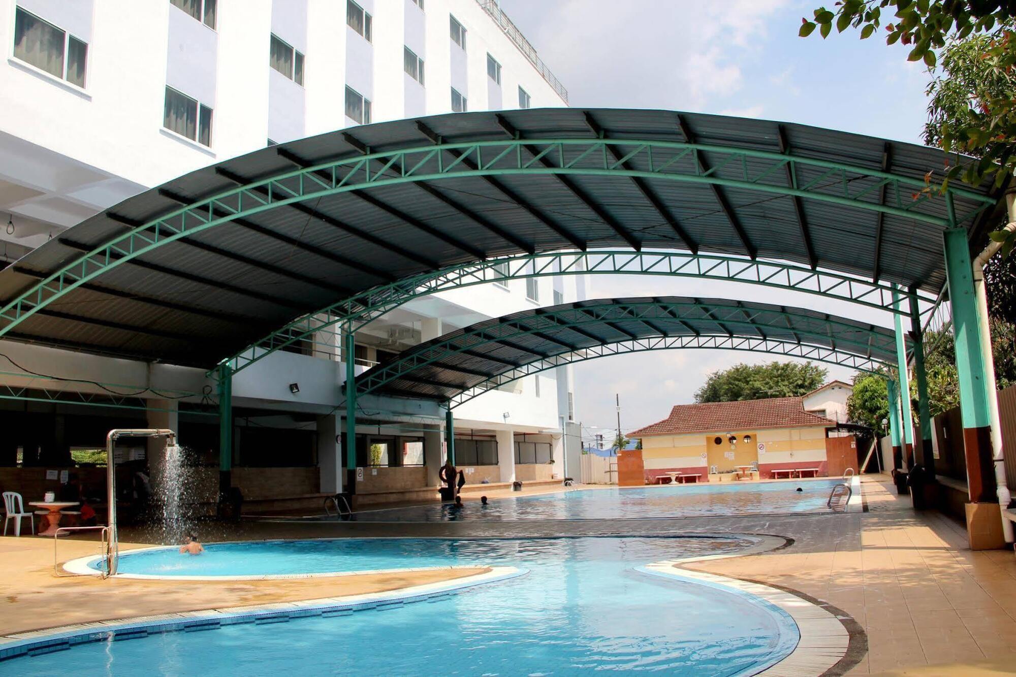 Hotel Asrc Alor Setar Exterior photo